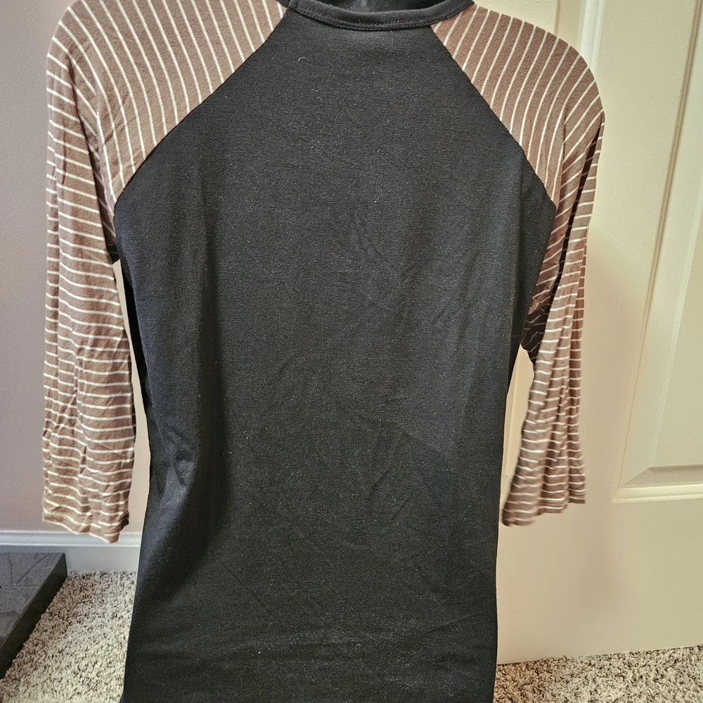 LuLaRoe Black and Brown Long Sleeve Tee - Picture 8 of 10